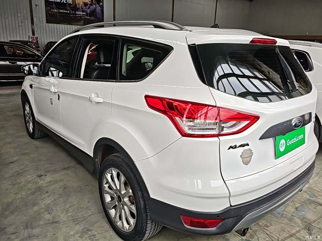 Ford Kuga, 2015 23