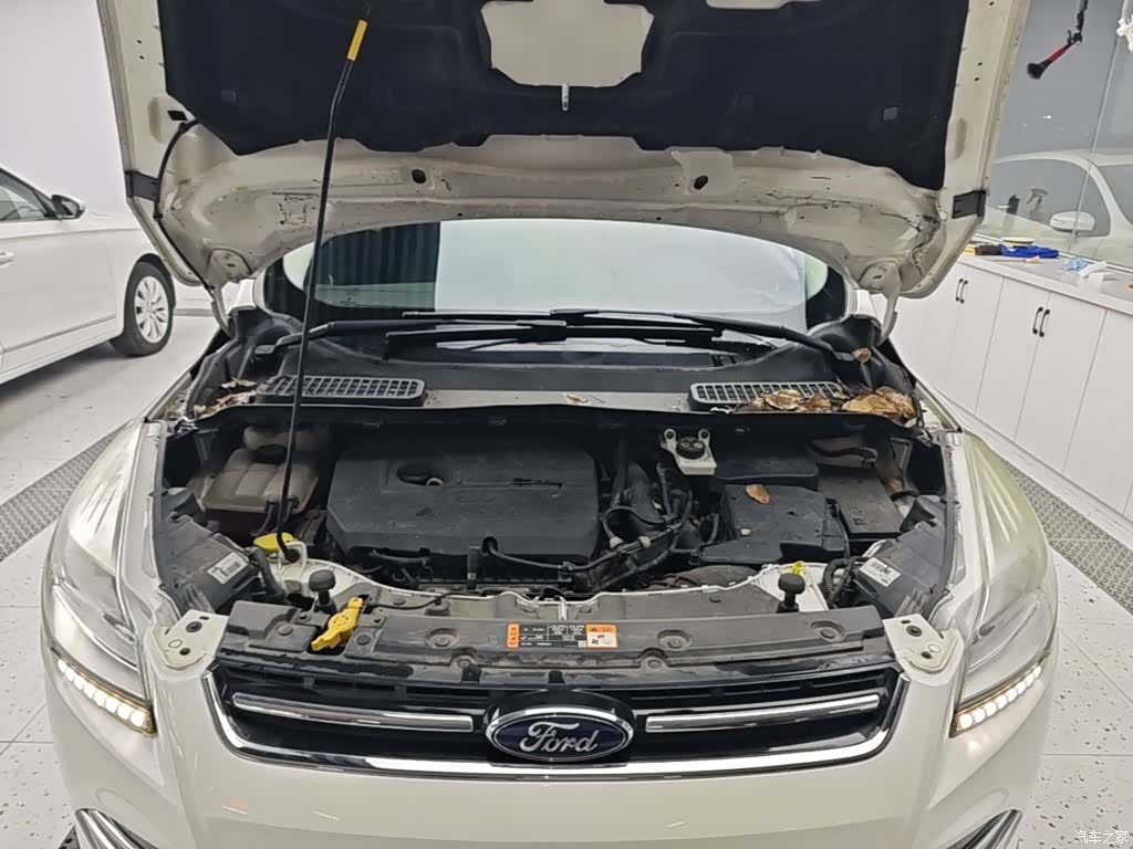 Ford Kuga, 2016 20