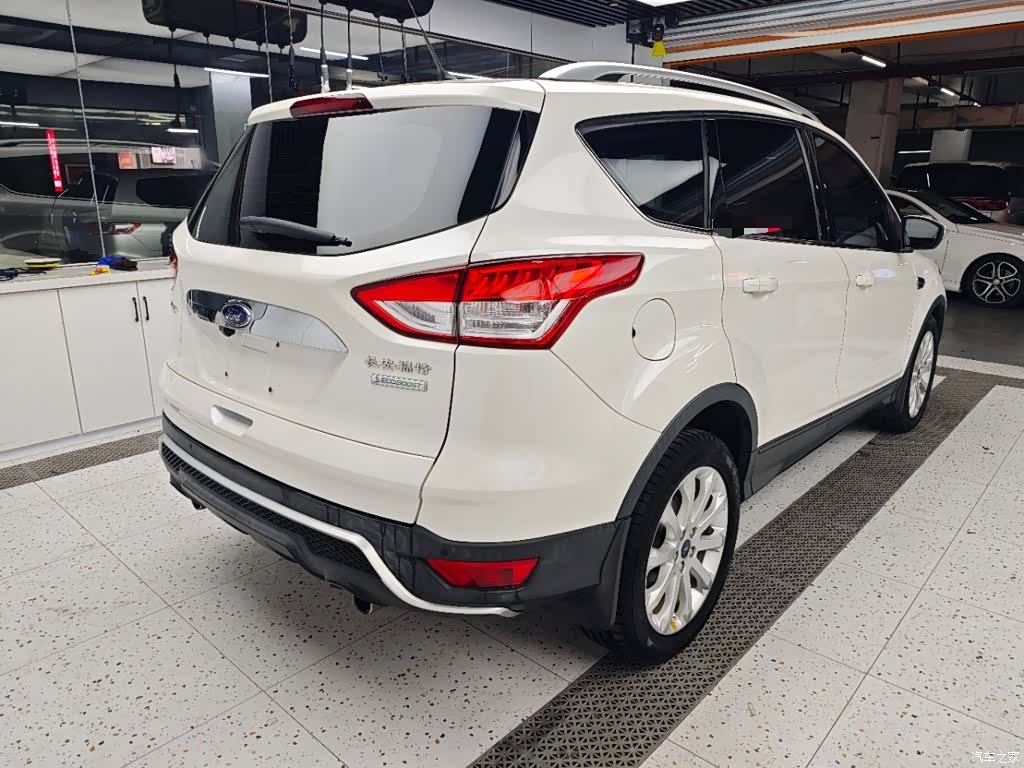 Ford Kuga, 2016 7