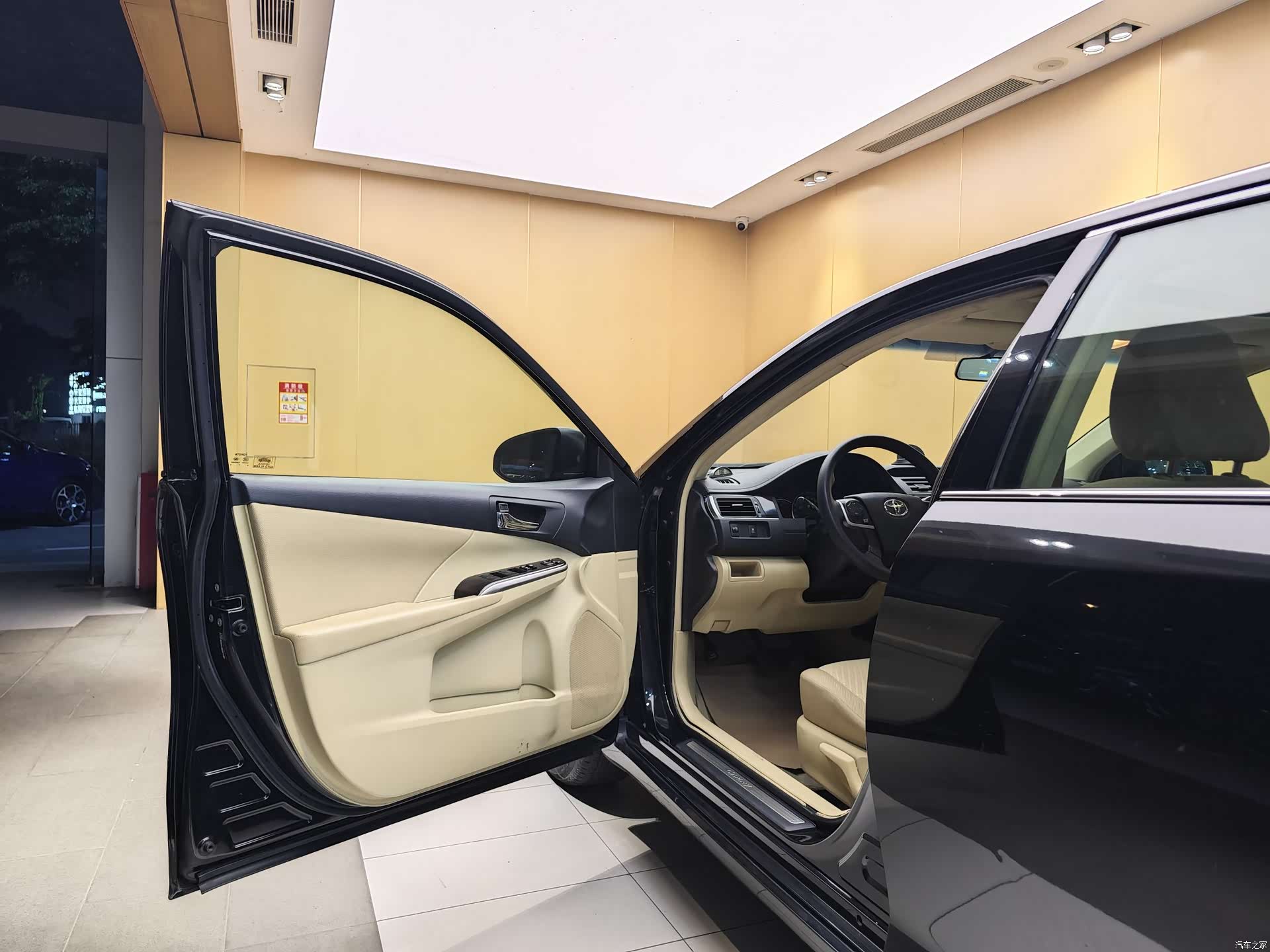 Toyota Camry, 2016 8