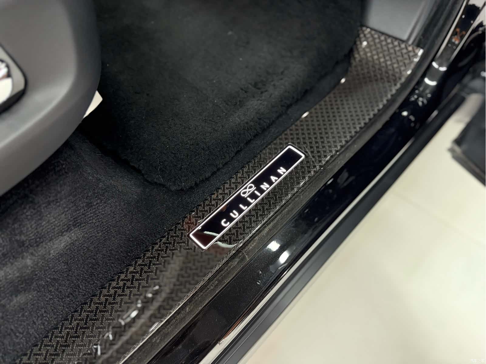 Rolls-Royce Cullinan, 2023 19