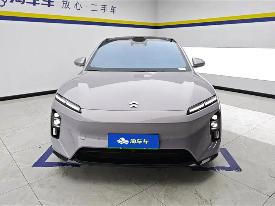 NIO ET5