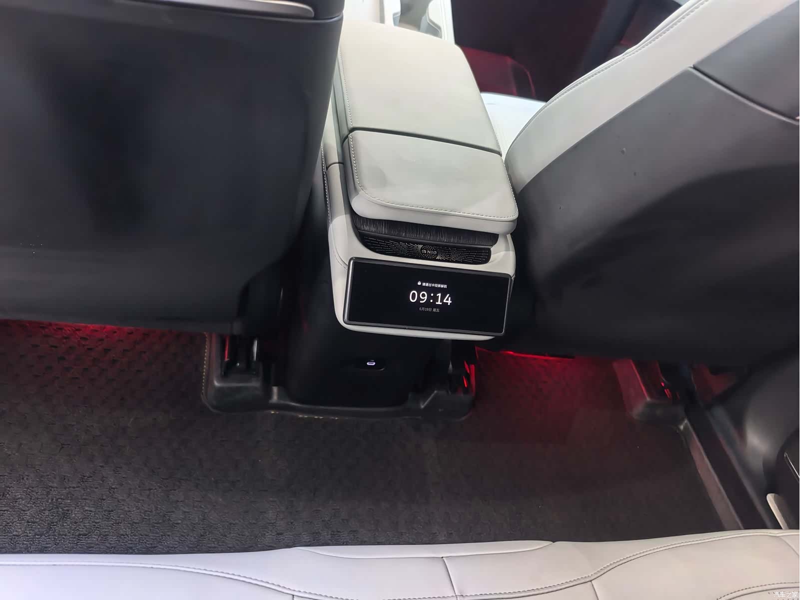 NIO ES6, 2024 12