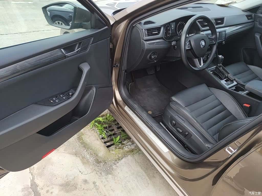 Skoda Superb, 2016 16