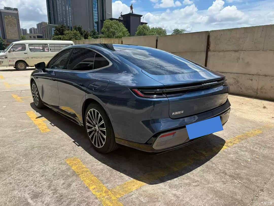 Geely 8, 2025 6