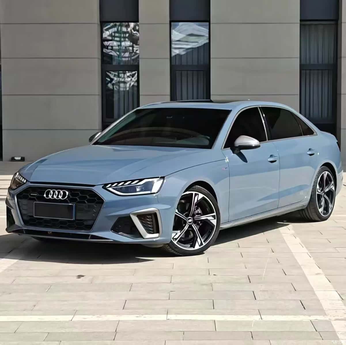Audi A4L, 2022 1