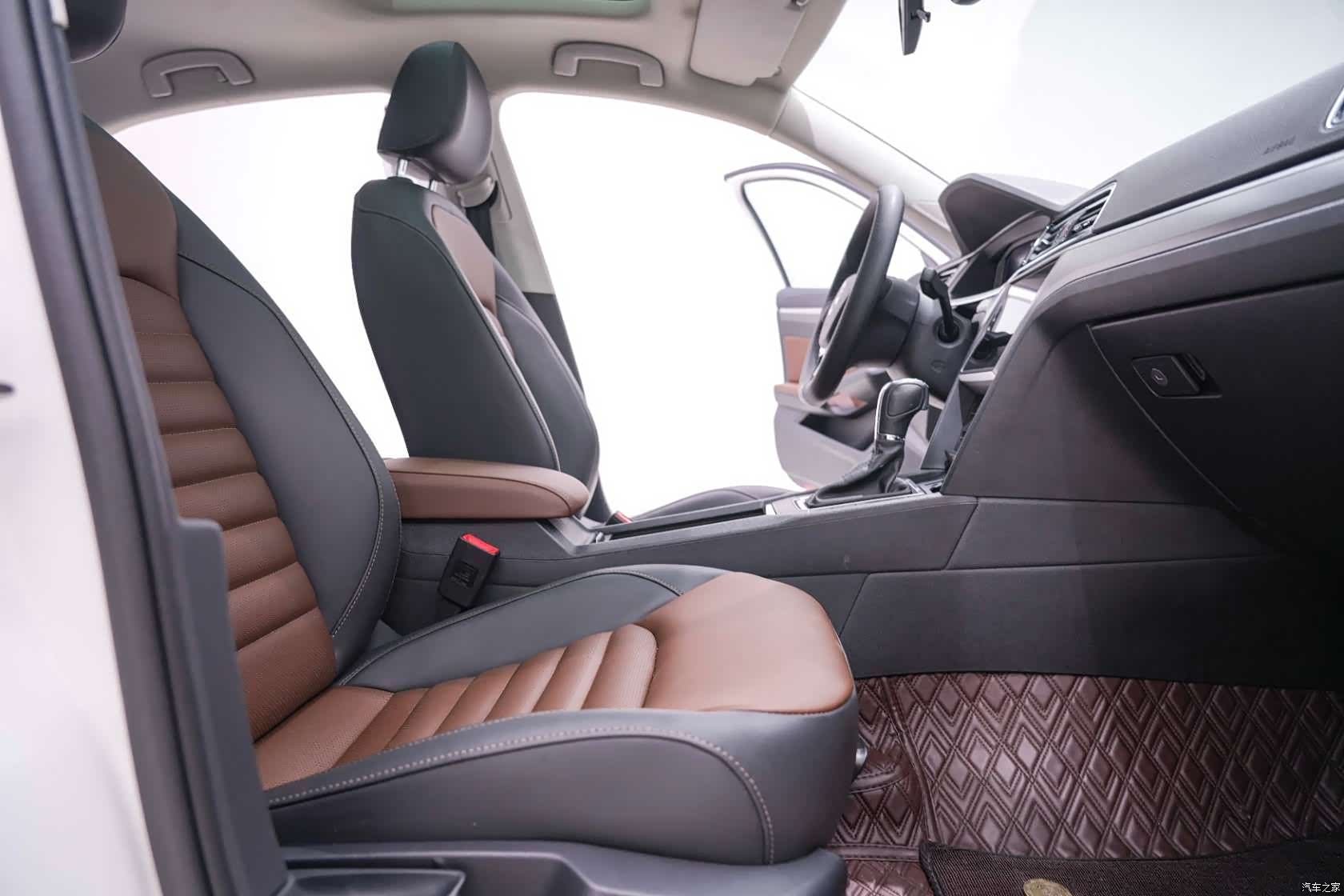 Volkswagen Lamando, 2021 26
