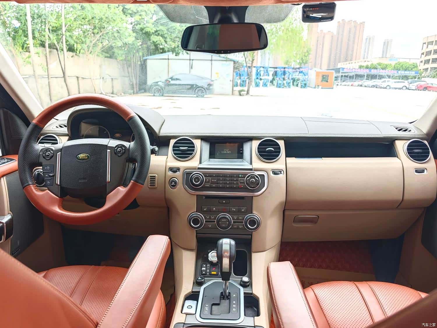 Land Rover Discovery, 2010 все фото