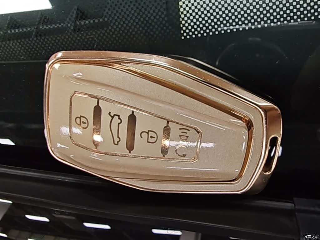Geely Preface, 2022 9