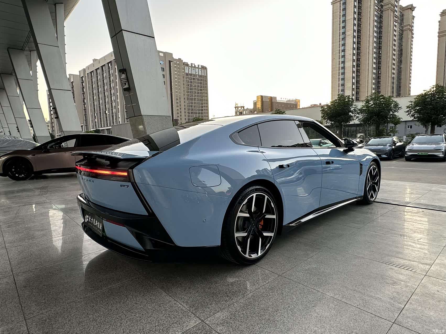 Xpeng P7, 2025 9