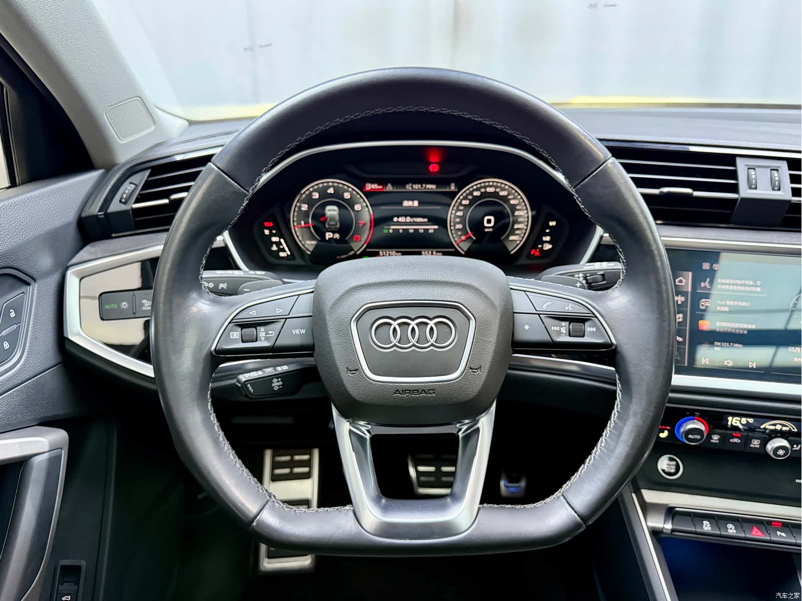 Audi Q3, 2022 9