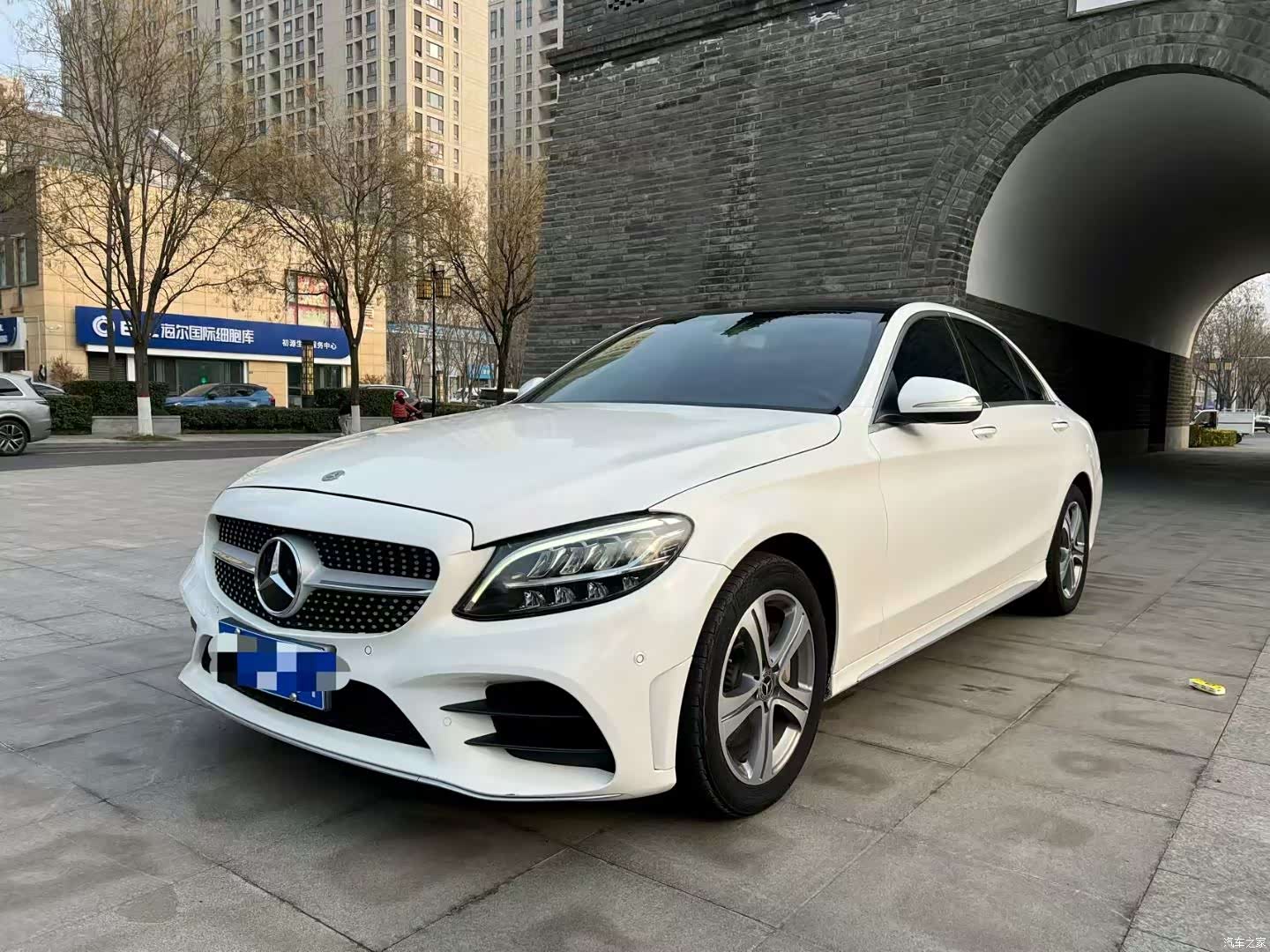 Mercedes-Benz C-Class, 2020 1