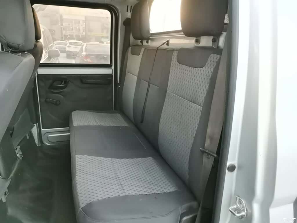 Wuling LJ479Q, 2020 13