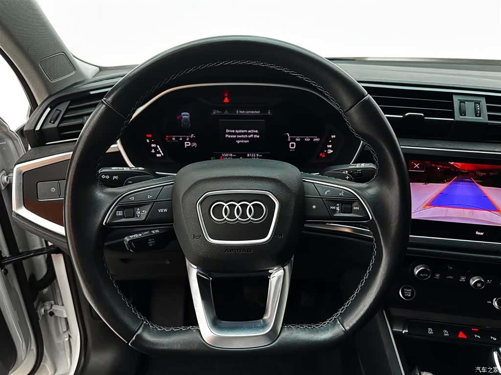 Audi Q3, 2022 11