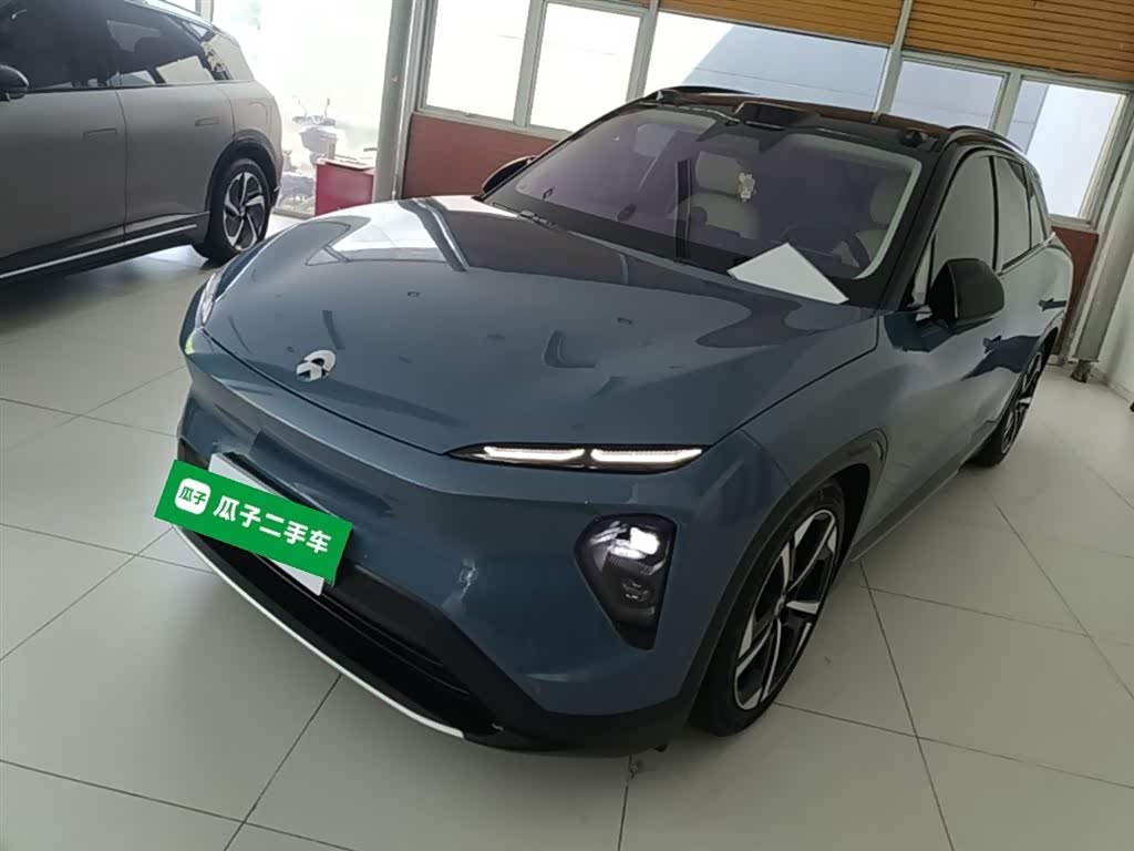 NIO ES7