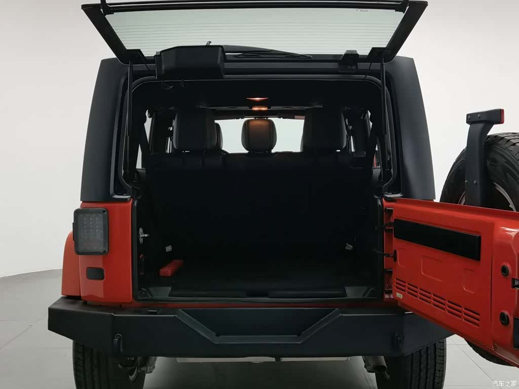 Jeep Wrangler, 2015 16