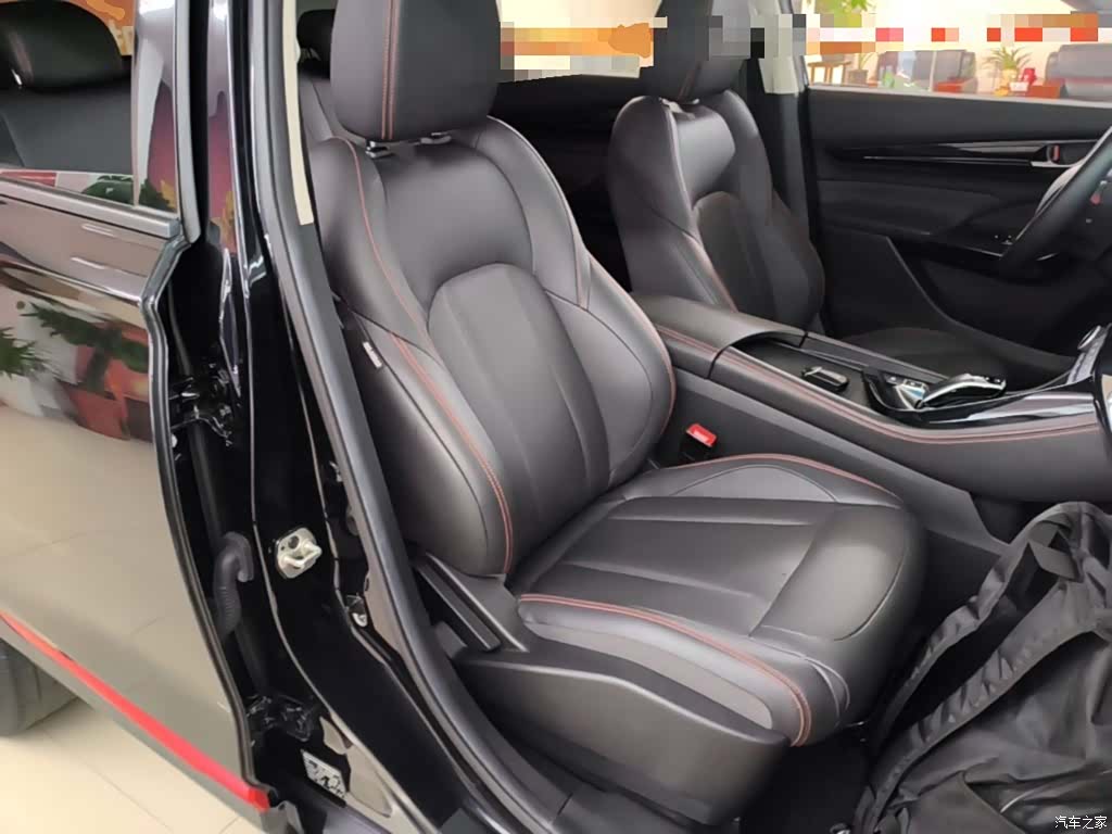 DongFeng AX7, 2022 25