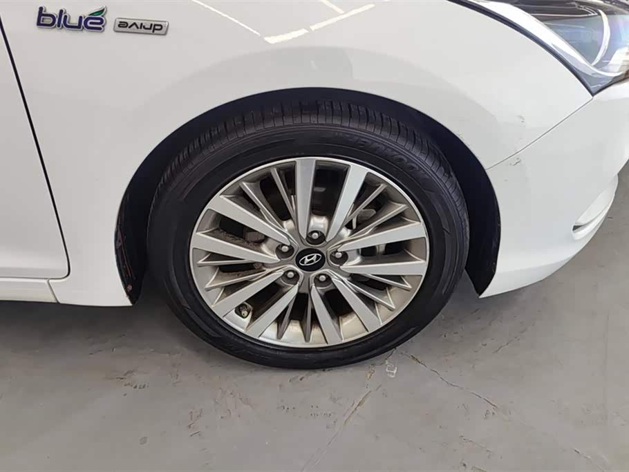 Hyundai Name picture