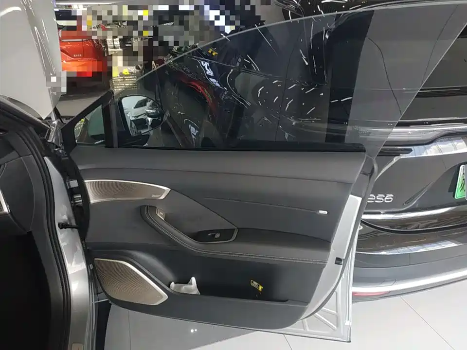NIO L60 NIO L60