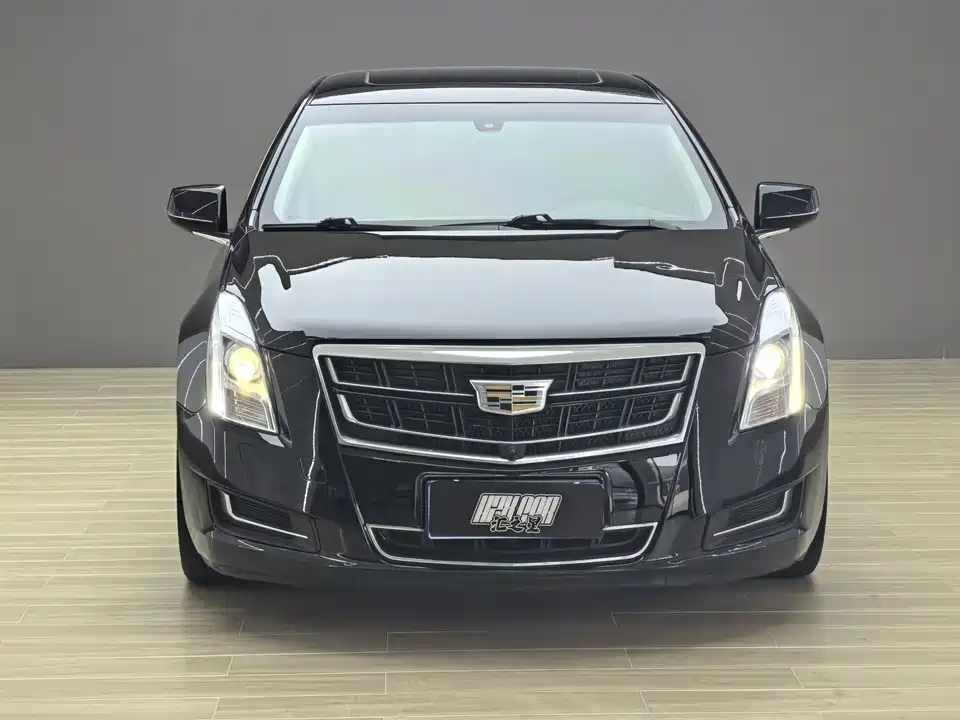 Cadillac XTS