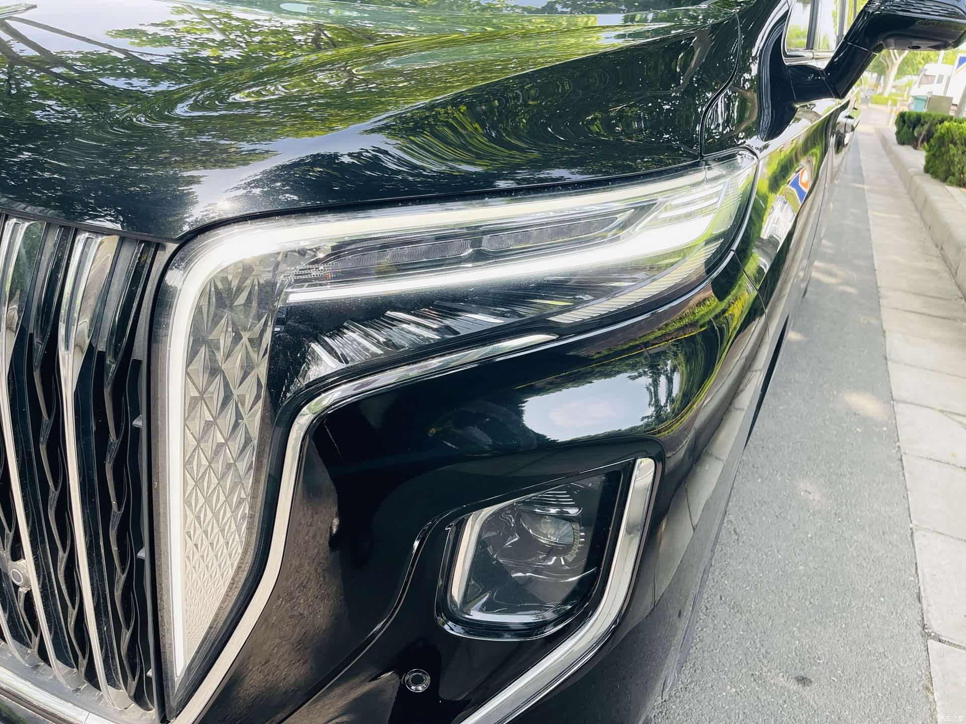 Hongqi HQ9, 2023 4