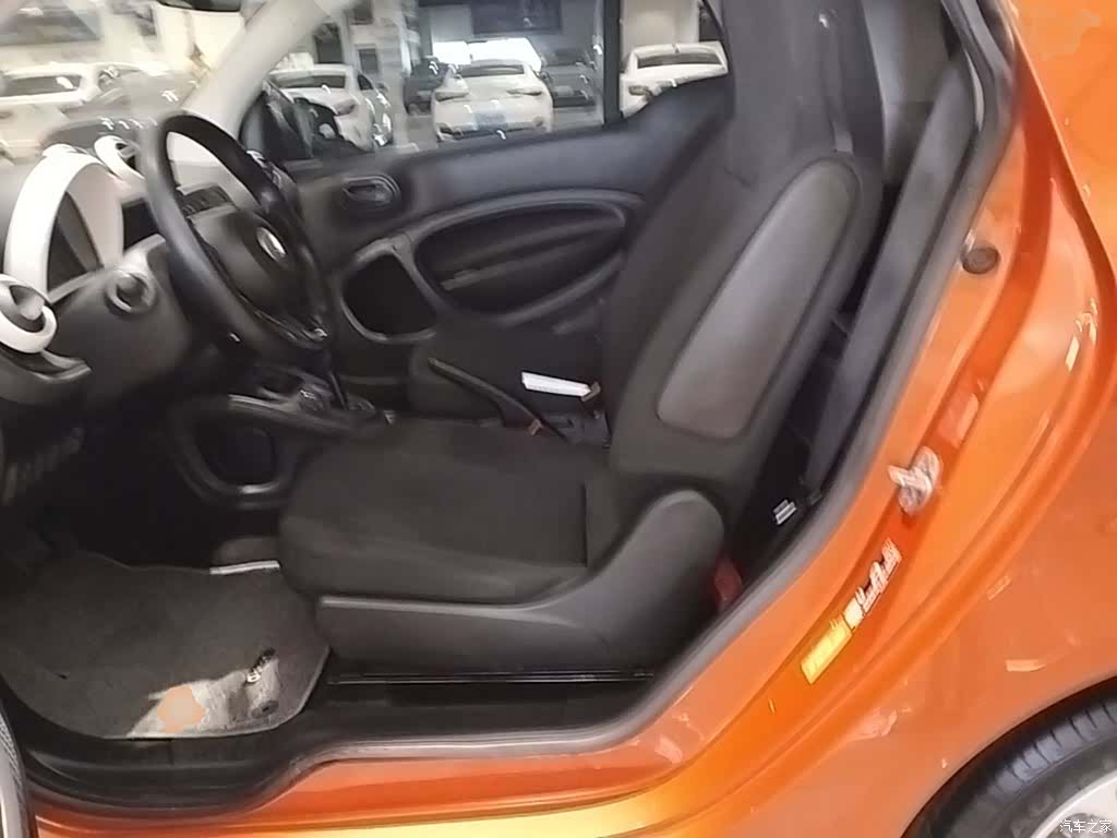 Smart Fortwo, 2018 15