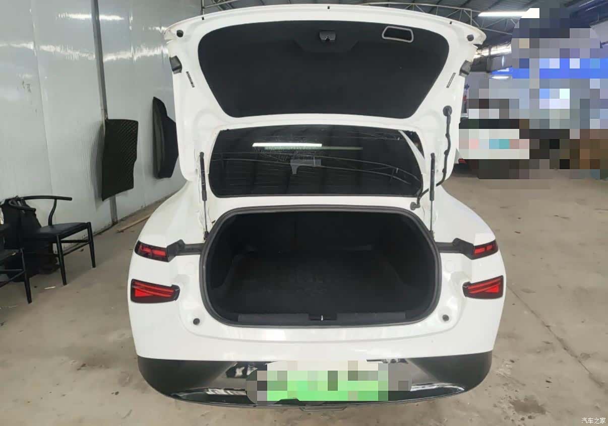 Xpeng P7, 2021 7