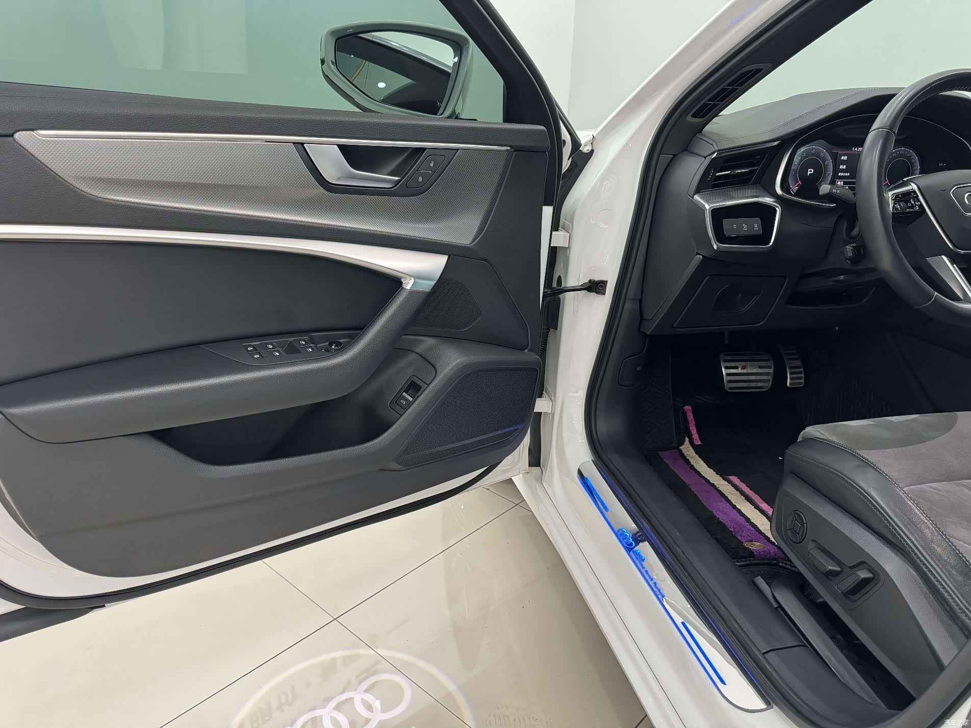 Audi A6L, 2020 все фото