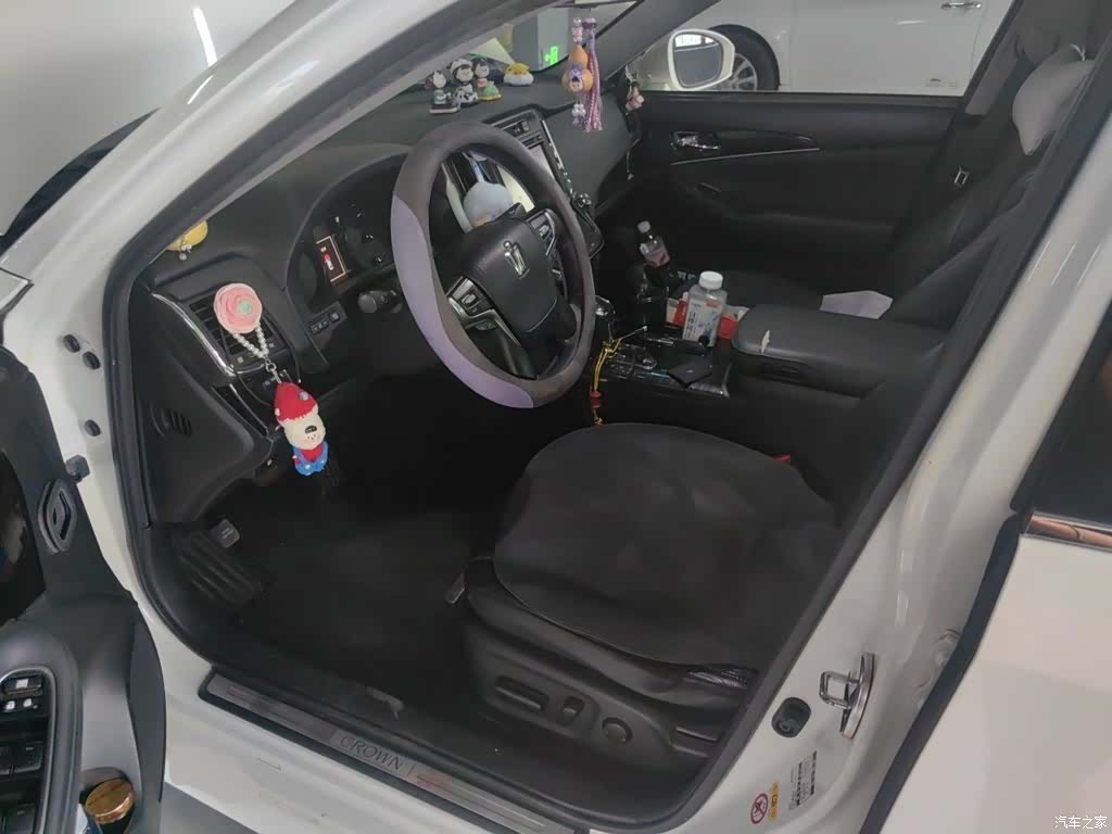 Toyota Crown, 2016 14