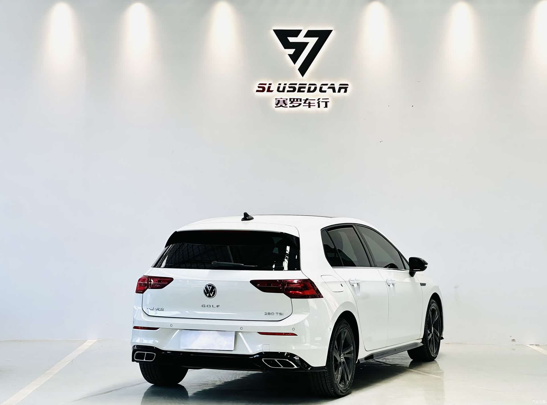 Volkswagen Golf, 2022 все фото