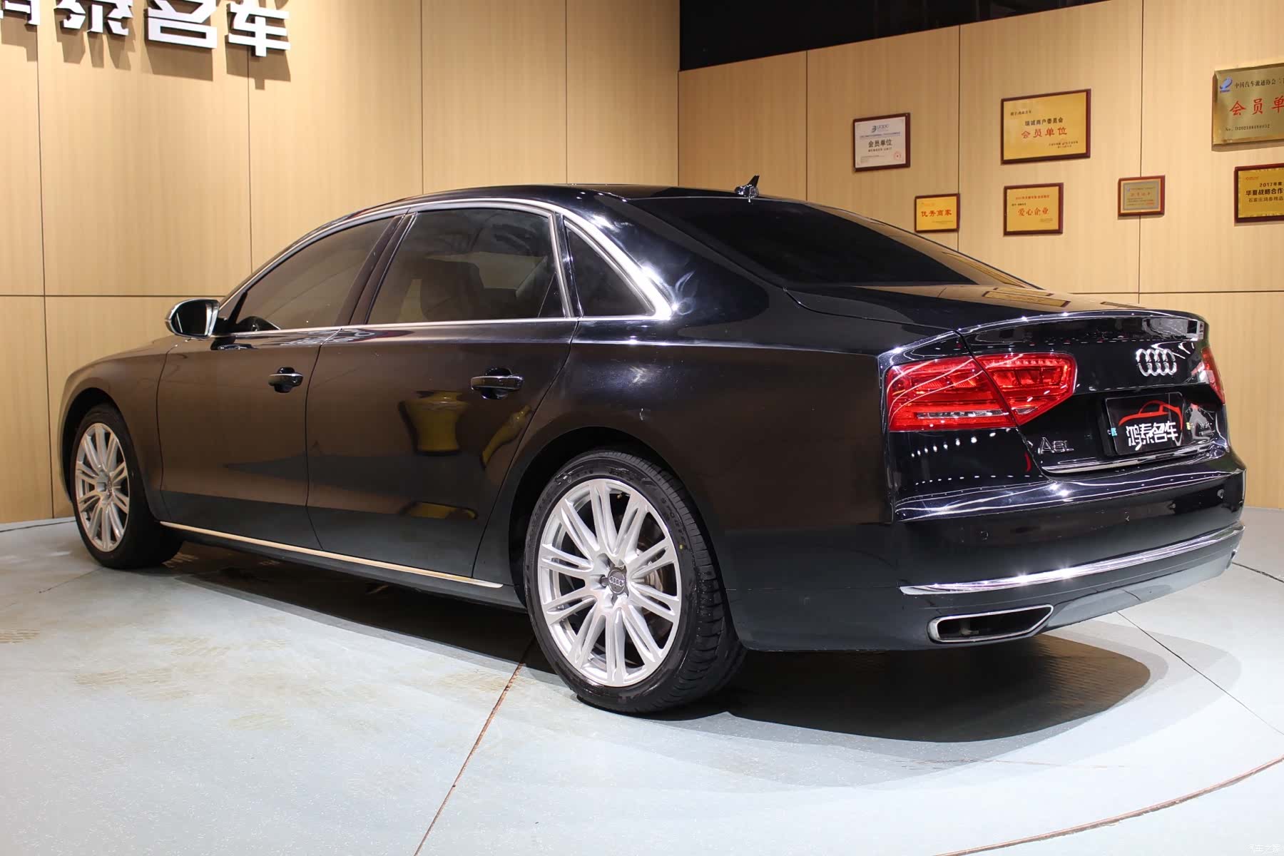 Audi A8L, 2013 21