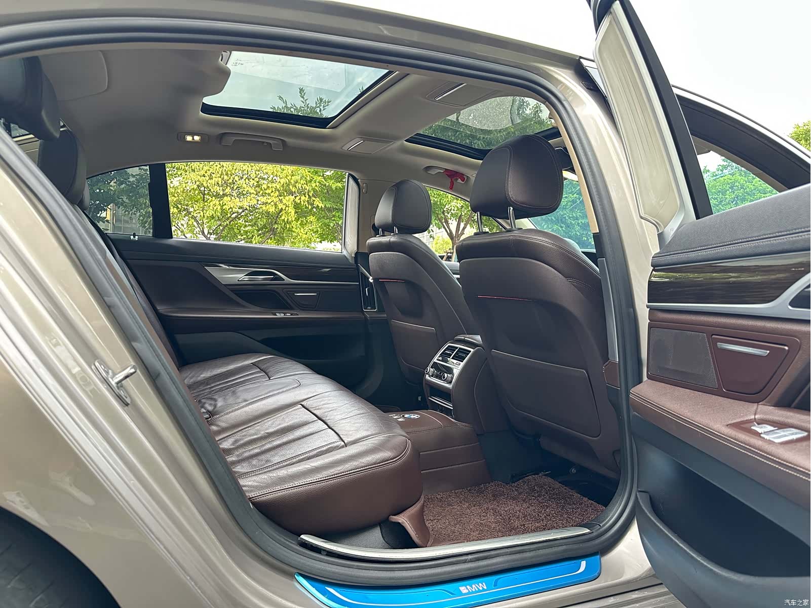 BMW 7 Series, 2017 23