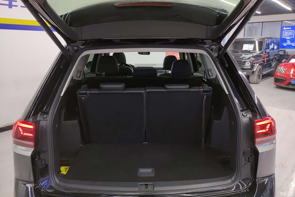 Volkswagen Teramont, 2021 4
