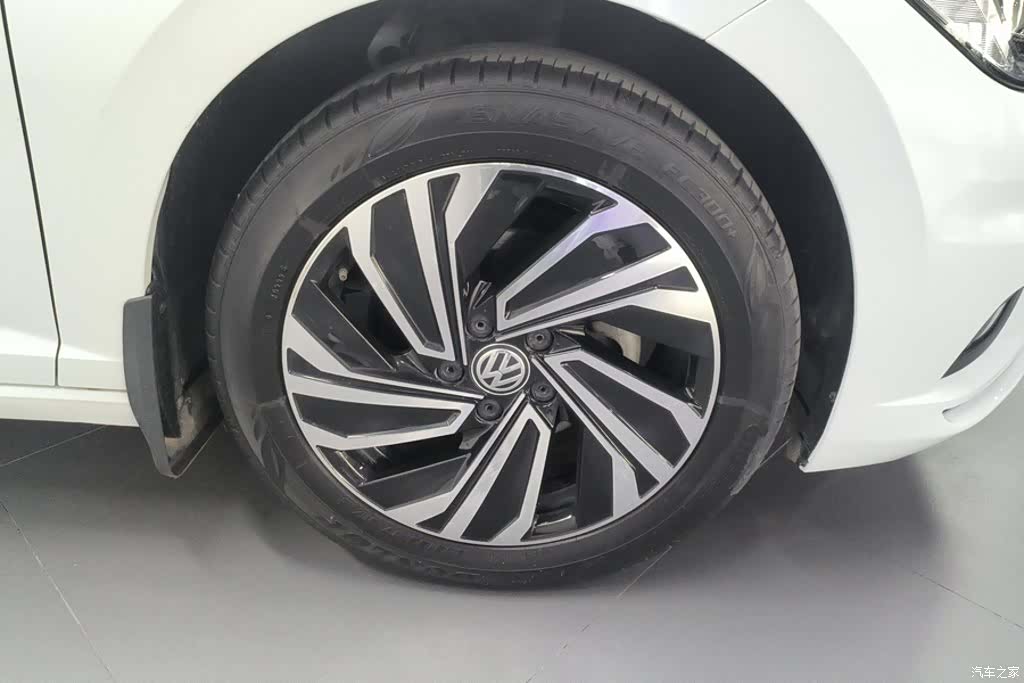 Volkswagen Sagitar, 2022 6