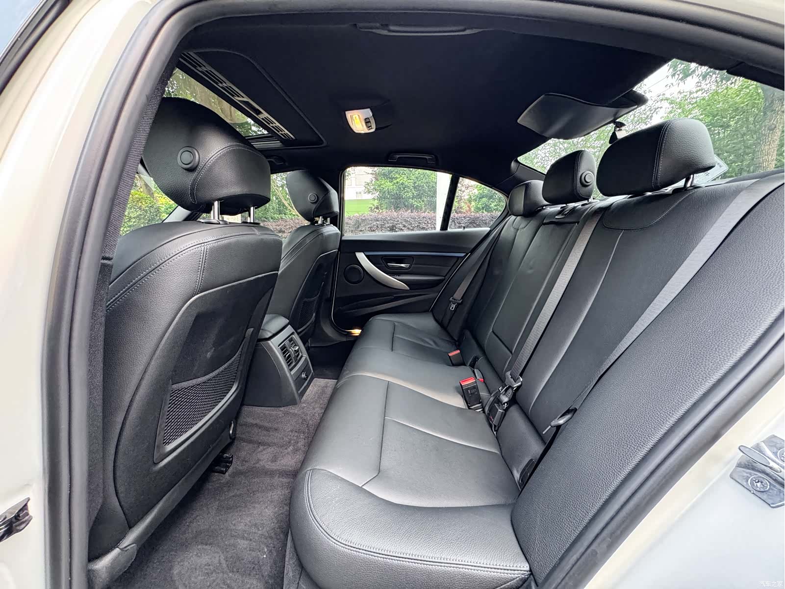 BMW 3 Series, 2018 13