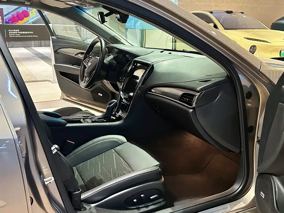 Cadillac ATS-L