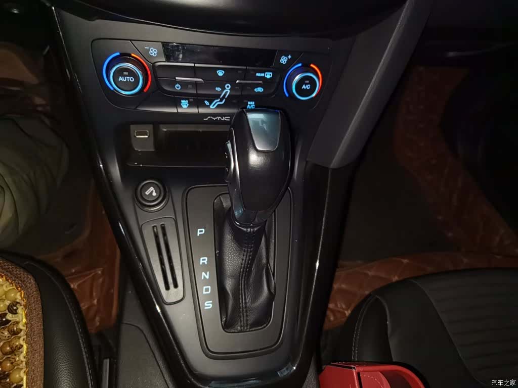 Ford Focus, 2016 11