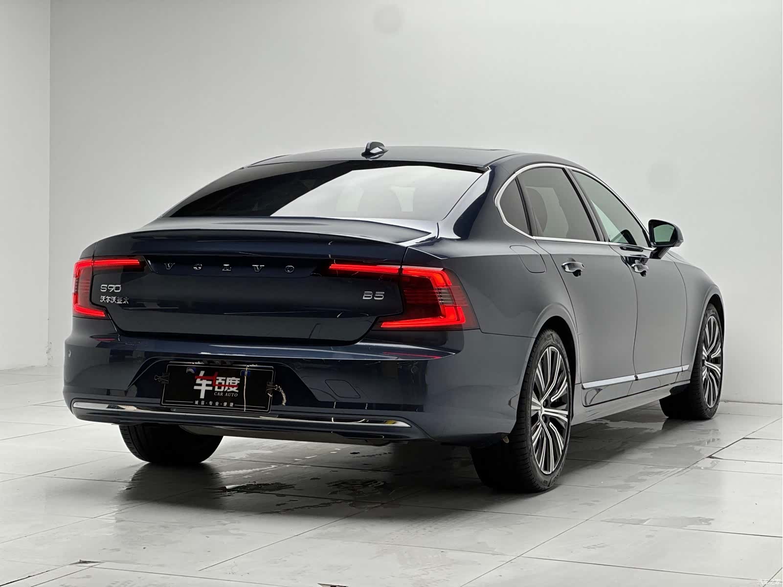 Volvo S90, 2023 4