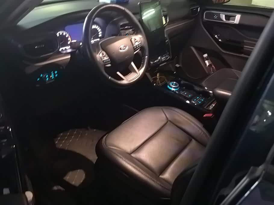 Ford Explorer Ford Explorer