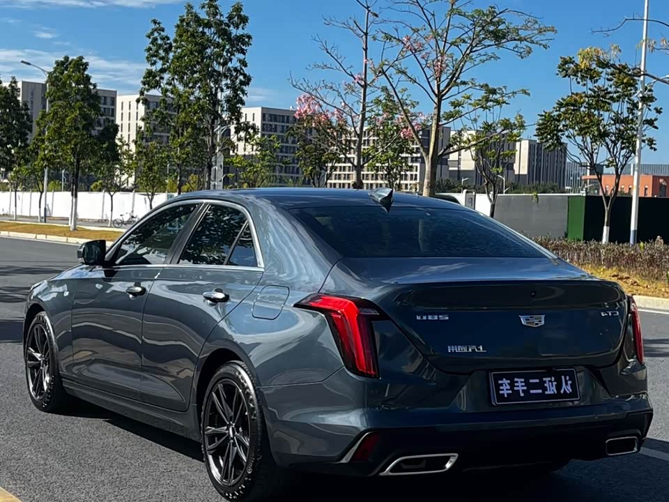 Cadillac CT4