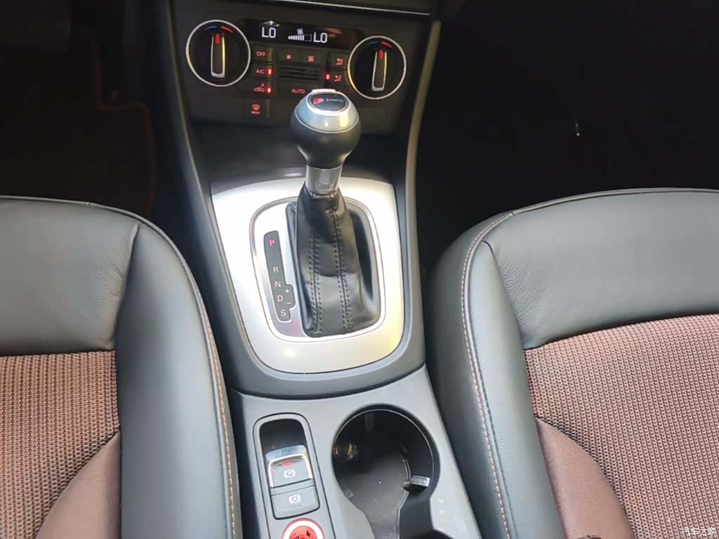 Audi Q3, 2018 14