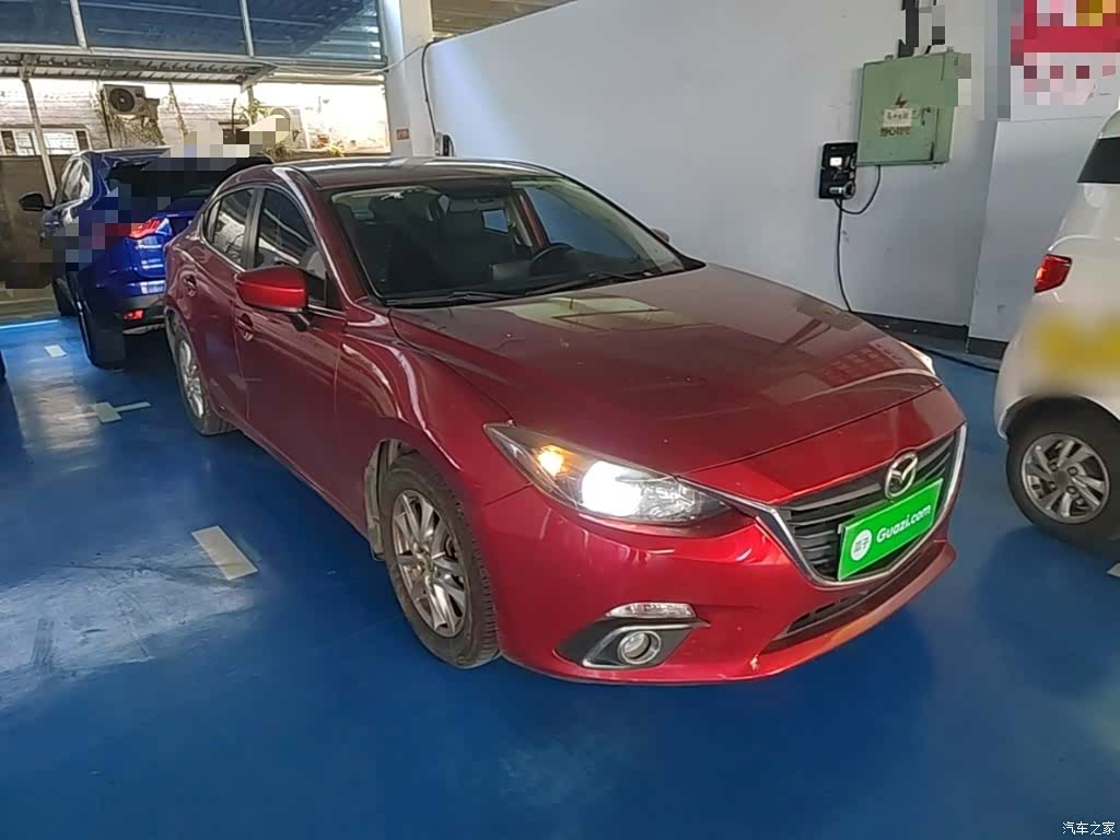 Mazda Mazda3, 2015 4