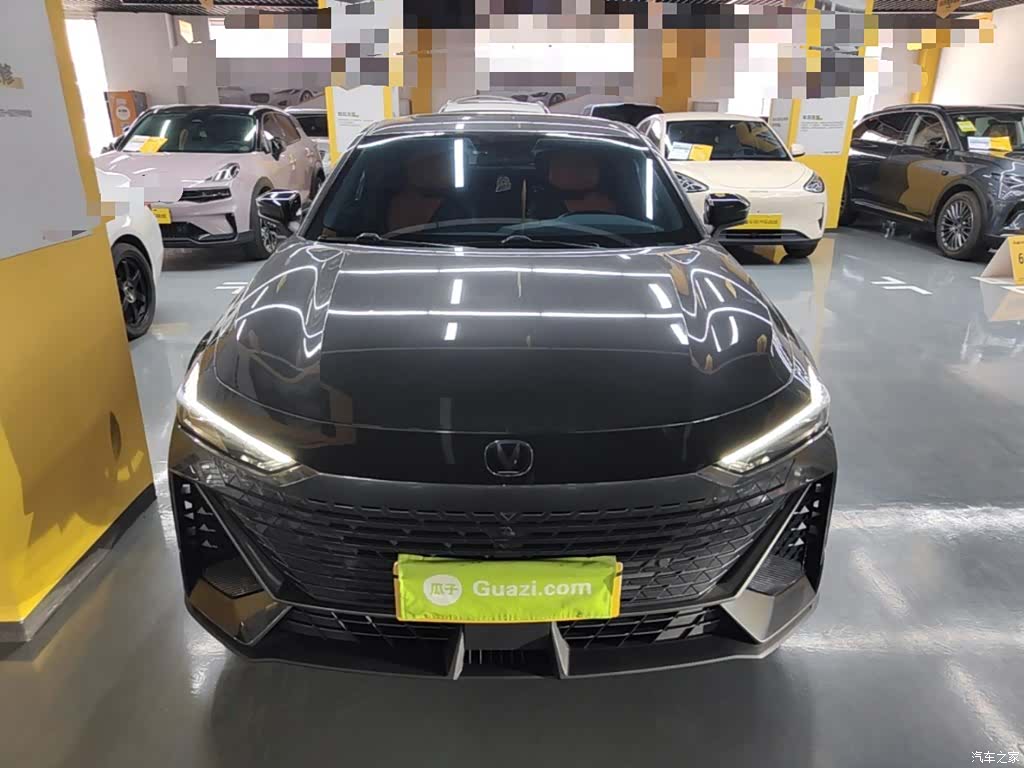 Changan UNI-V, 2023 3