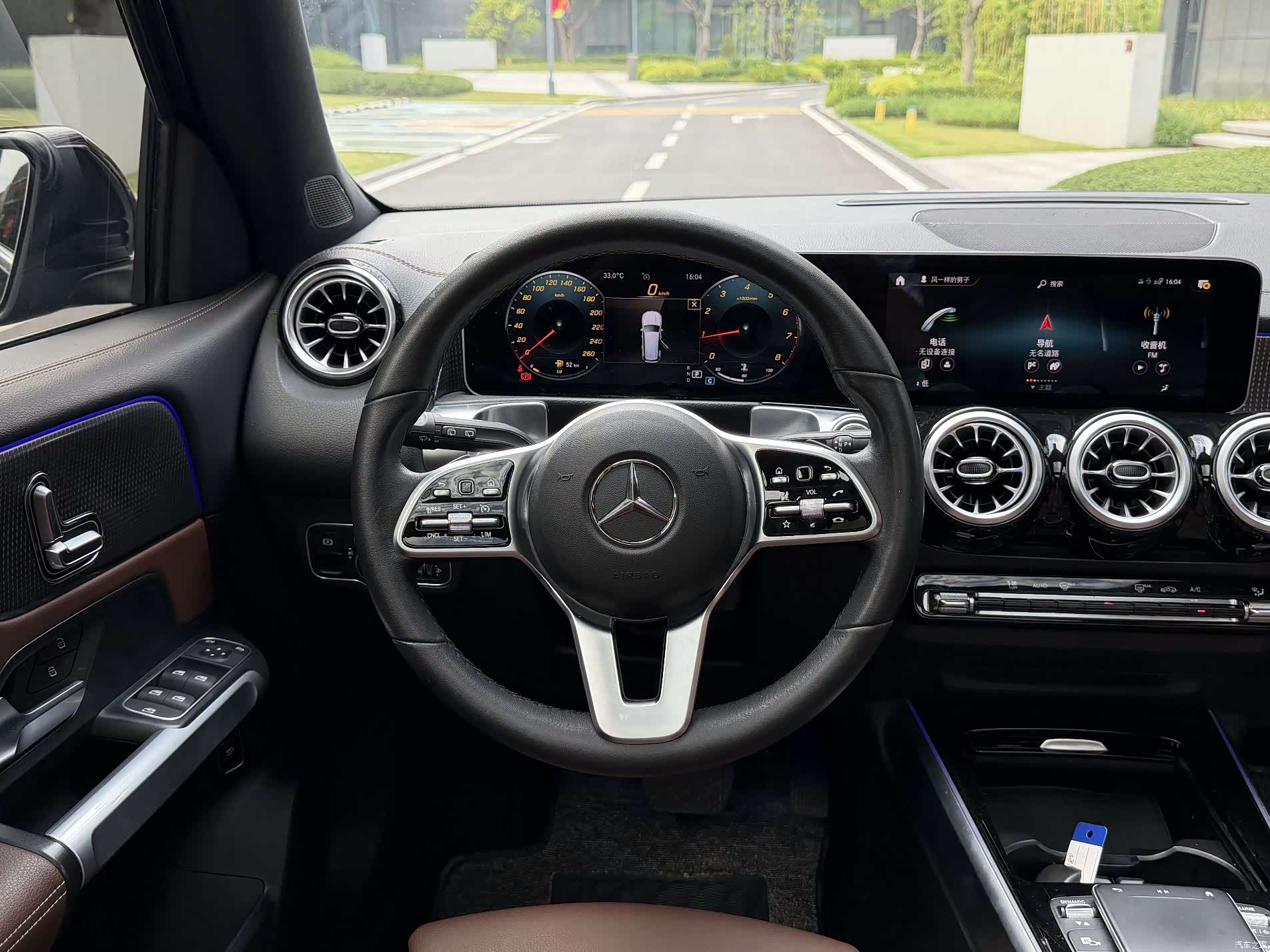 Mercedes-Benz GLB, 2022 14