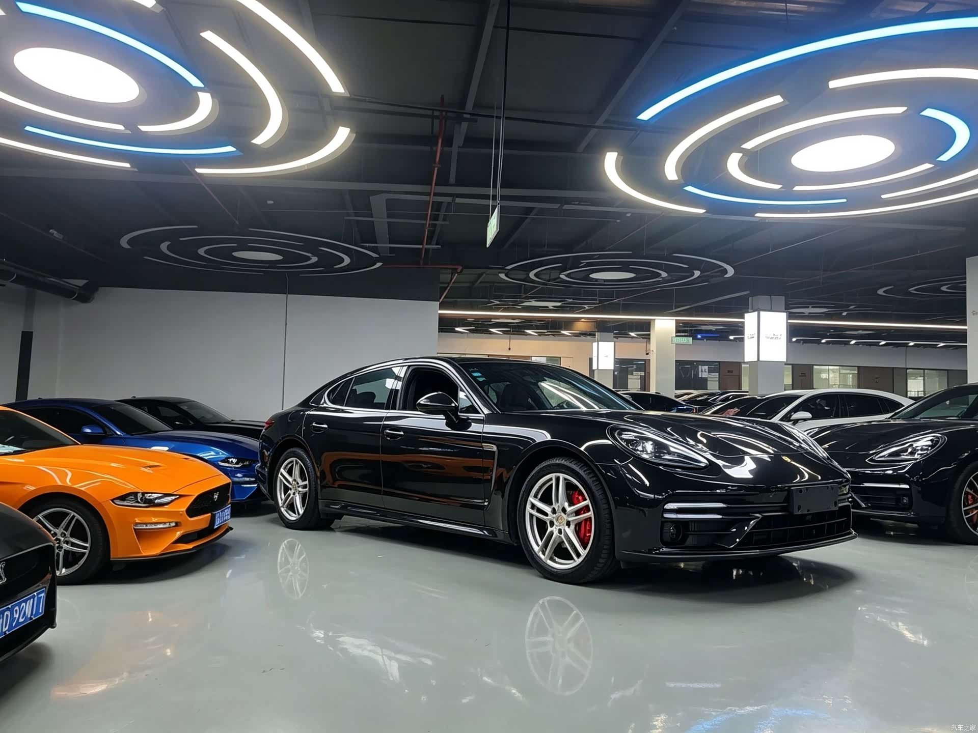 Porsche Panamera, 2010 3
