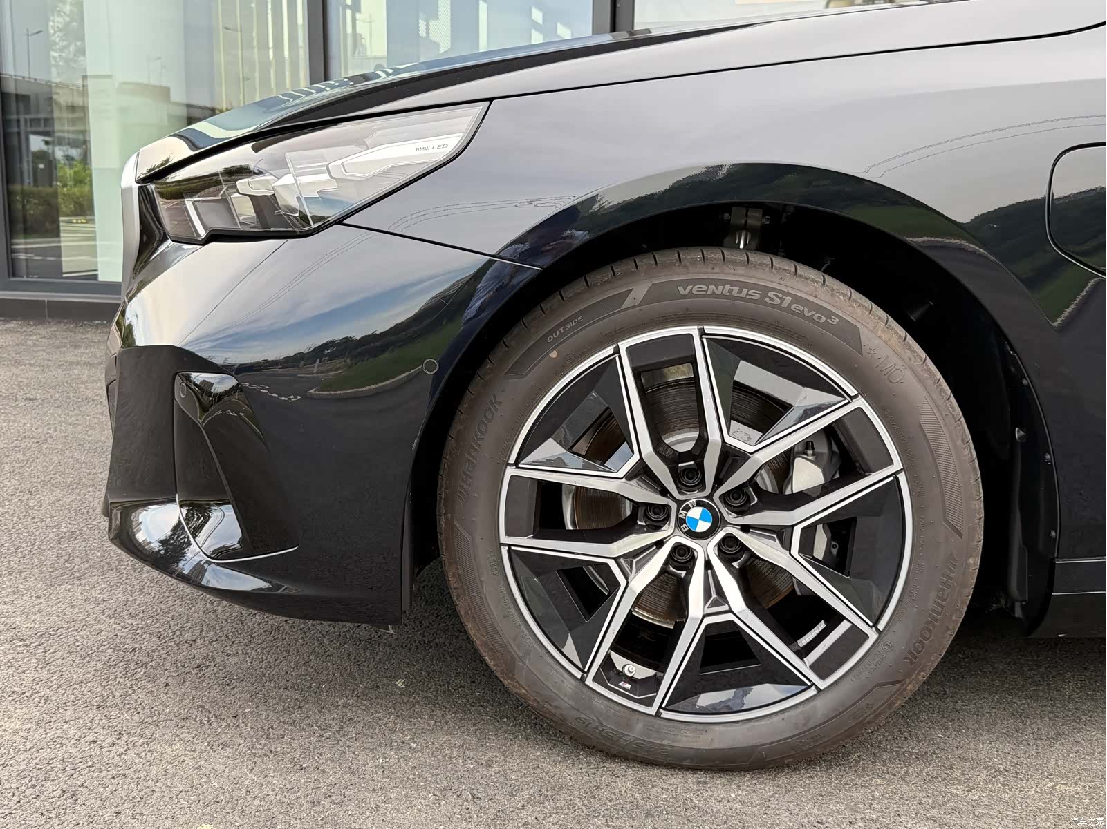 BMW i5, 2026 13