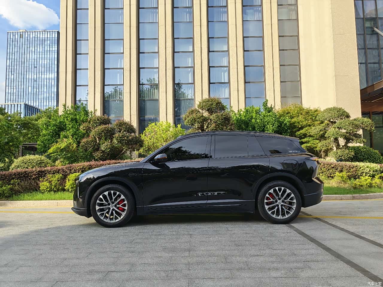 NIO ES6, 2024 4