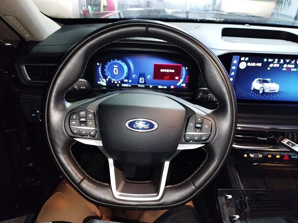 Ford Explorer Ford Explorer
