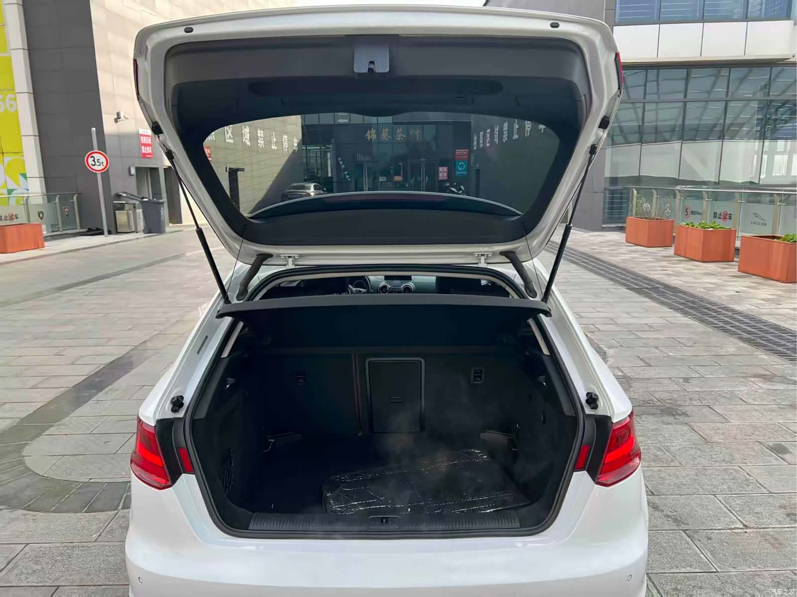 Audi A3, 2015 11