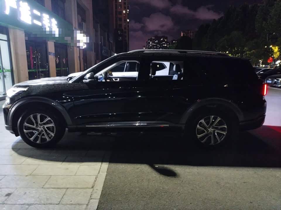Ford Explorer Ford Explorer